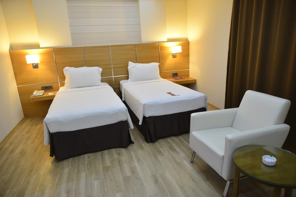 Anemon Grand Adana Otel Ngoại thất bức ảnh