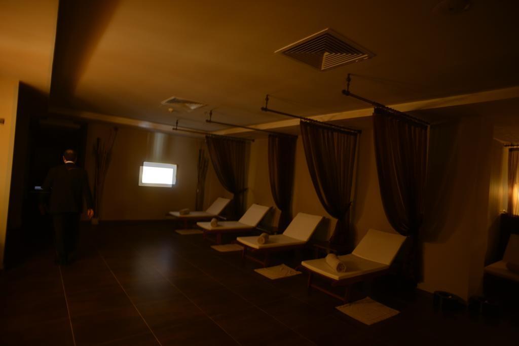 Anemon Grand Adana Otel Ngoại thất bức ảnh