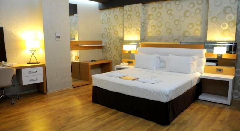 Anemon Grand Adana Otel Ngoại thất bức ảnh